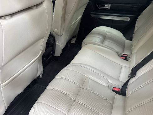 Used 2013 Land Rover Range Rover Sport HSE LUX AWD/4WD image 16