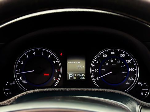 Used 2011 INFINITI G37 Sport w/ Premium Pkg image 16