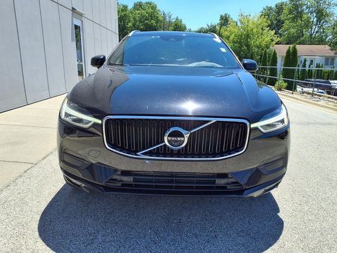 Used 2019 Volvo XC60 T5 Momentum w/ Multimedia Package AWD/4WD image 2