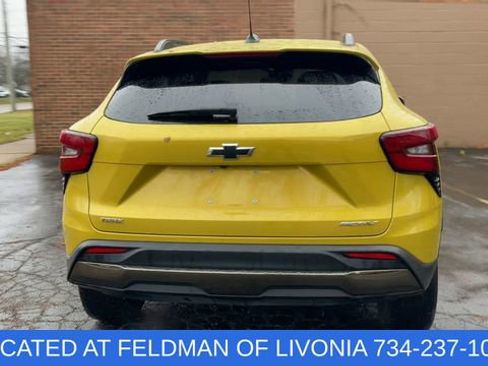 Used 2024 Chevrolet Trax ACTIV w/ Driver Confidence Package image 7