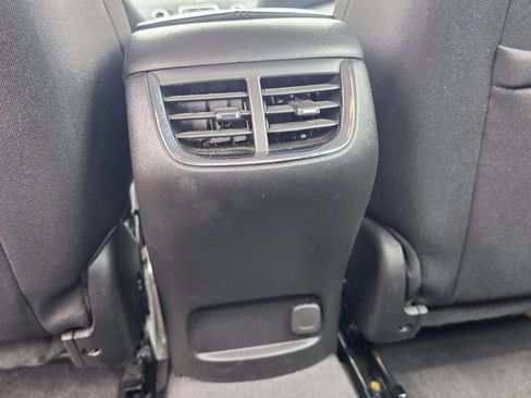 Used 2024 Chevrolet Malibu LT FWD image 19