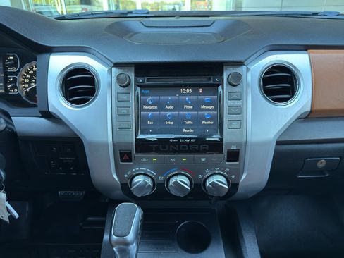 Used 2018 Toyota Tundra SR5 image 25