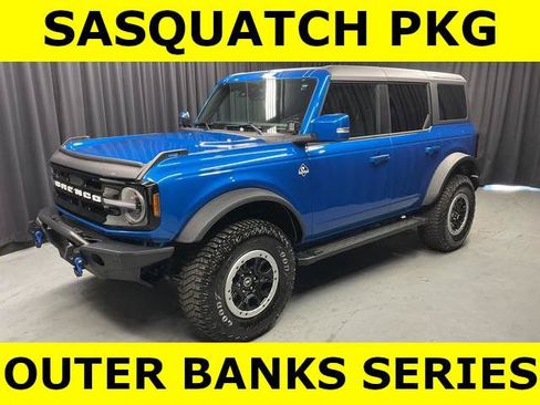 Used 2024 Ford Bronco Outer Banks w/ Sasquatch Package AWD/4WD image 2