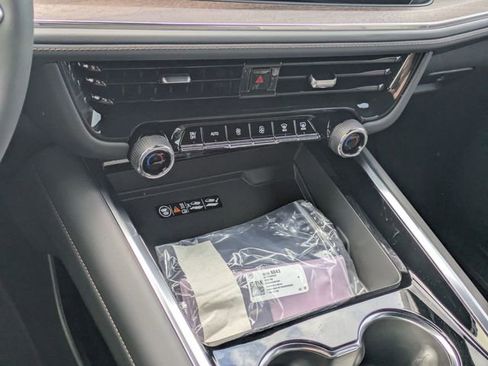 New 2026 Chevrolet Suburban High Country image 23