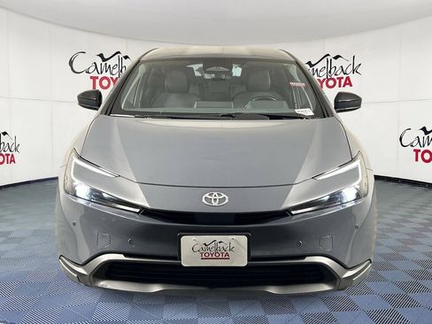 Used 2024 Toyota Prius LE image 3