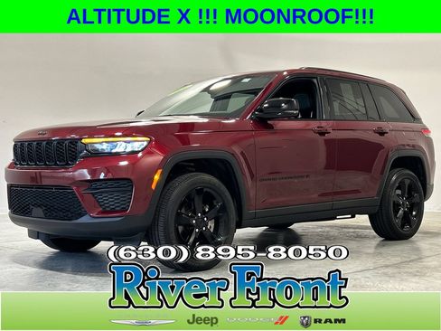 Used 2024 Jeep Grand Cherokee Altitude AWD/4WD image 1