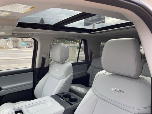 New 2026 Ford Expedition Max Platinum AWD/4WD image 19