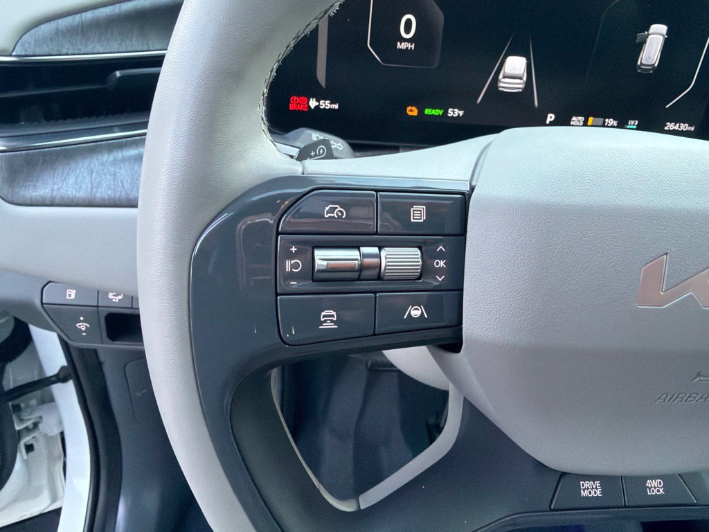 Certified 2024 Kia EV9 Land AWD/4WD image 17