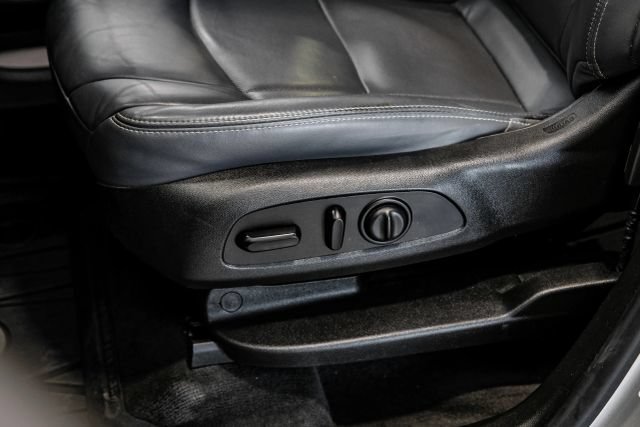 Used 2021 Buick Enclave Essence w/ LPO, Floor Liner Package FWD image 38