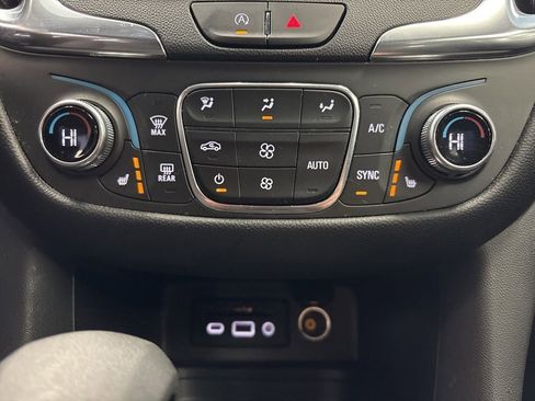 Certified 2024 Chevrolet Equinox LT image 32