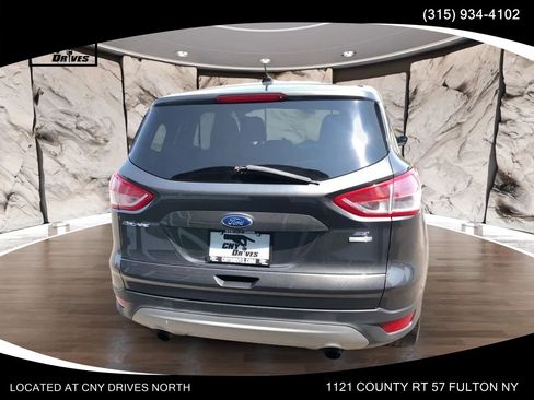 Used 2016 Ford Escape SE AWD/4WD image 6