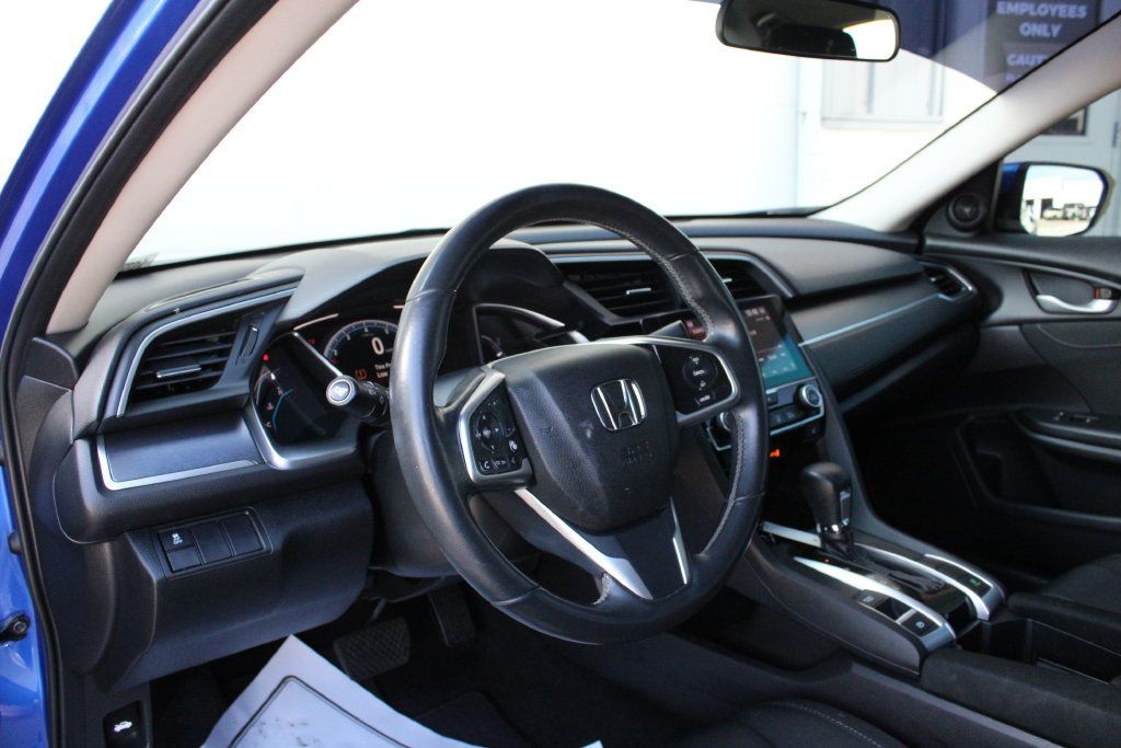 Used 2018 Honda Civic EX-T image 2