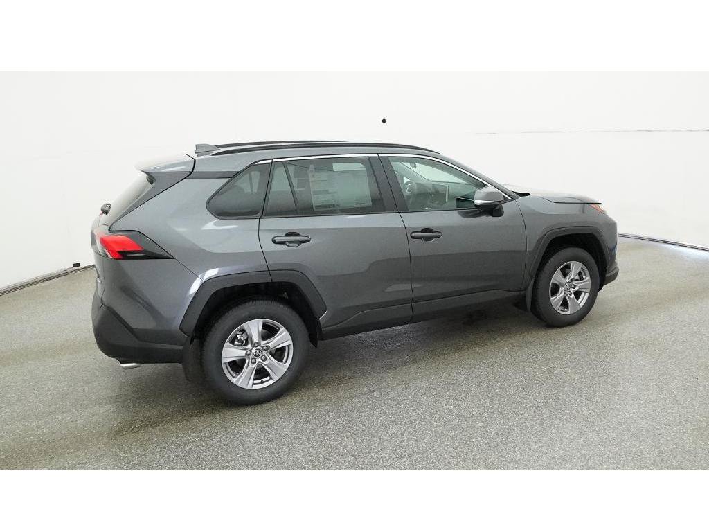 Used 2025 Toyota RAV4 XLE w/ Convenience Package FWD image 13
