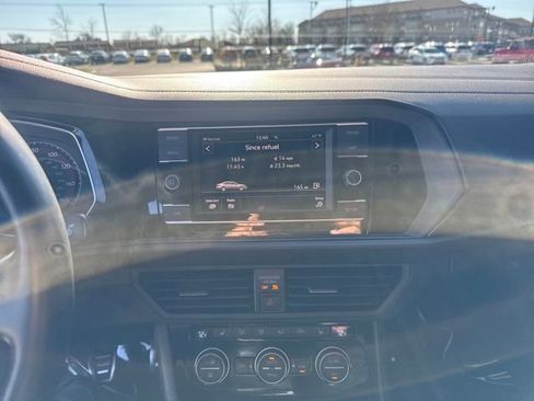 Used 2019 Volkswagen Jetta GLI image 14