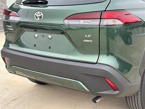 New 2026 Toyota Corolla Cross LE image 5
