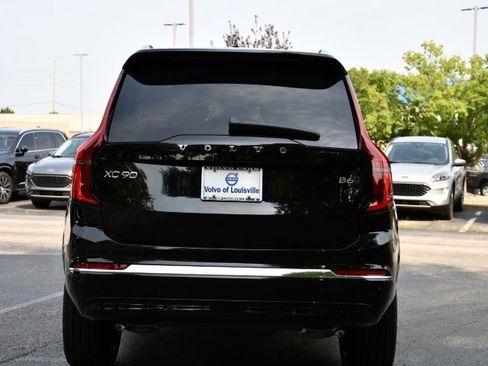 New 2025 Volvo XC90 B6 Plus image 6