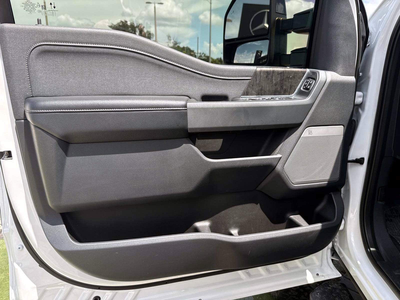 Used 2024 Ford F250 Lariat w/ Lariat Ultimate Package AWD/4WD image 20