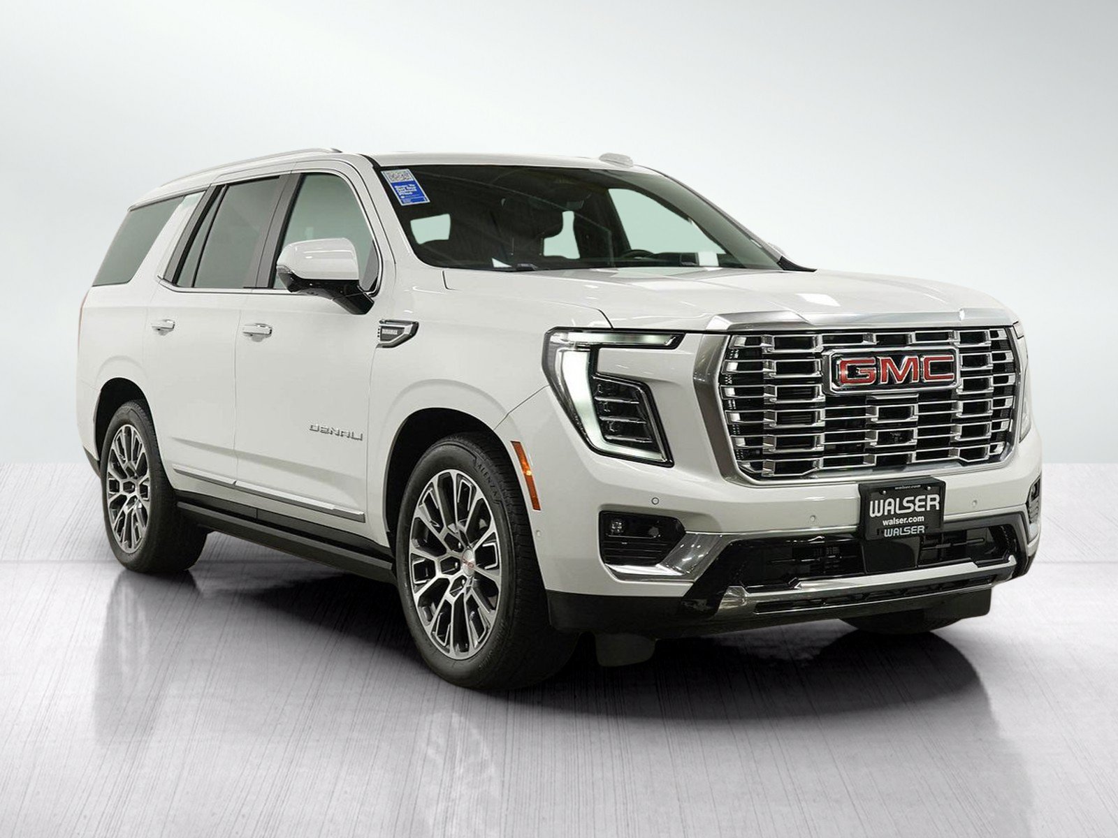 Used 2025 GMC Yukon Denali w/ Denali Reserve Package AWD/4WD image 7