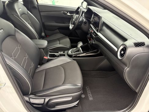 Used 2023 Kia Forte GT-Line w/ GT-Line Premium Package FWD image 36