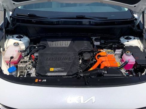 Used 2023 Kia Niro FWD image 19