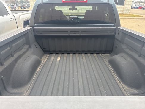 Used 2019 Chevrolet Colorado LT image 7