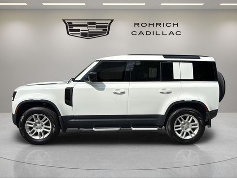 Used 2025 Land Rover Defender 110 S AWD/4WD image 8