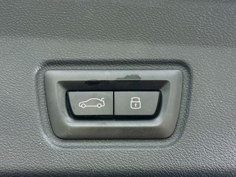Used 2024 BMW i4 xDrive40i w/ Premium Package AWD/4WD image 31