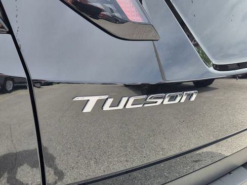 Used 2024 Hyundai Tucson Limited AWD/4WD image 13