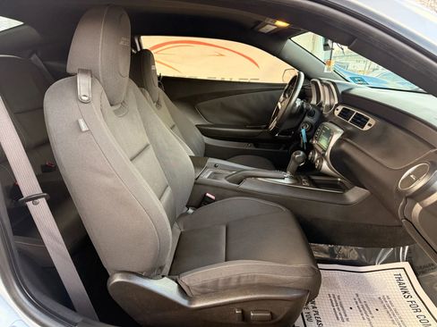 Used 2015 Chevrolet Camaro SS image 19