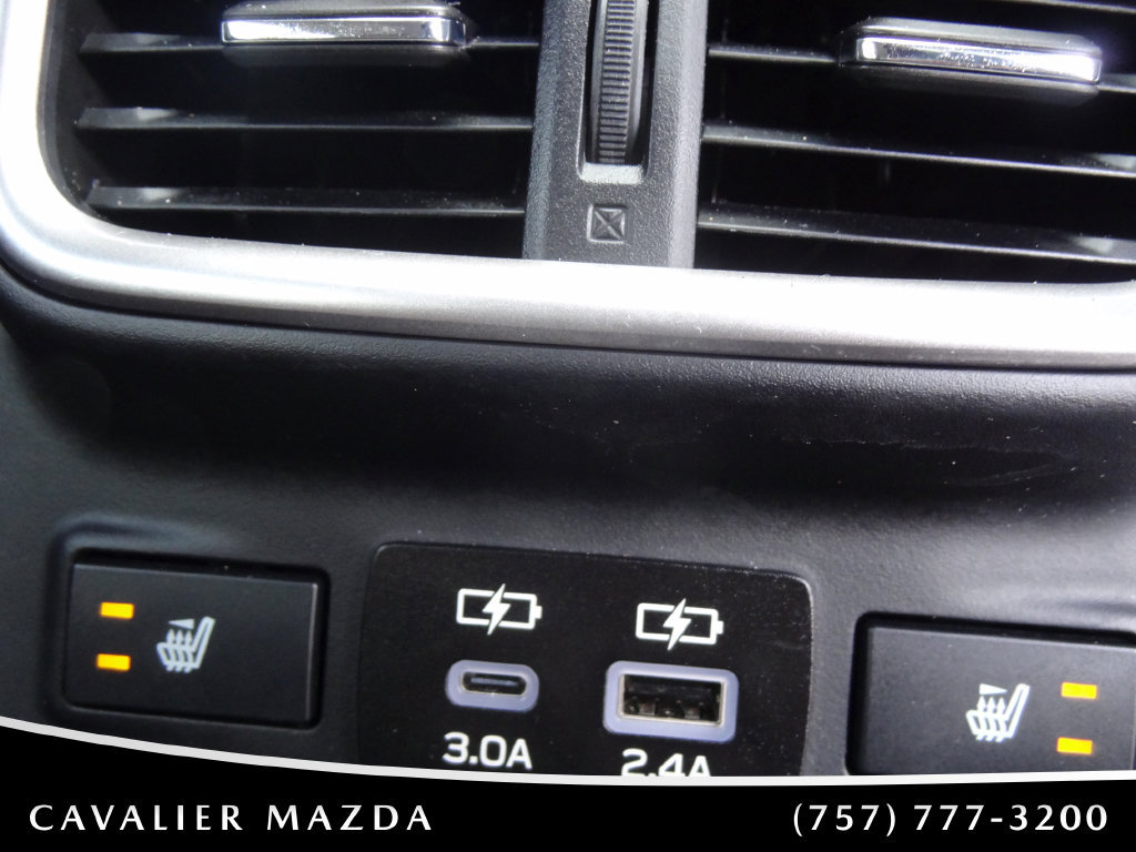 Used 2025 Subaru Outback Touring XT AWD/4WD image 16