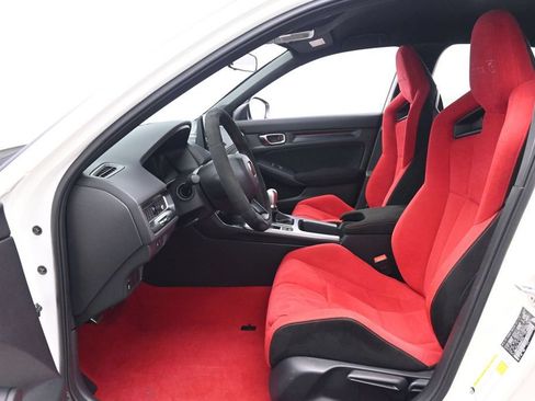 Used 2024 Honda Civic Type R image 15