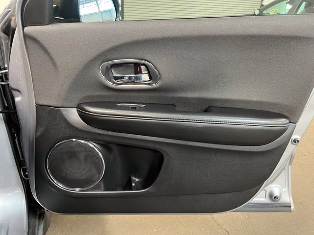 Used 2019 Honda HR-V EX image 11