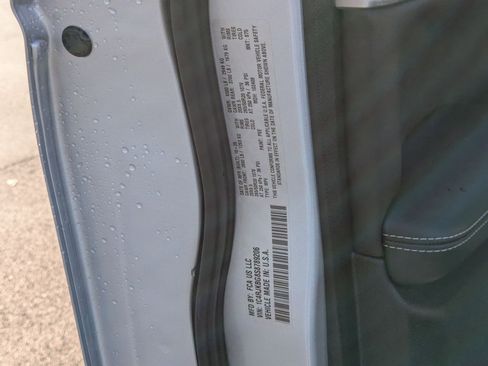 New 2025 Jeep Grand Cherokee L Limited image 38