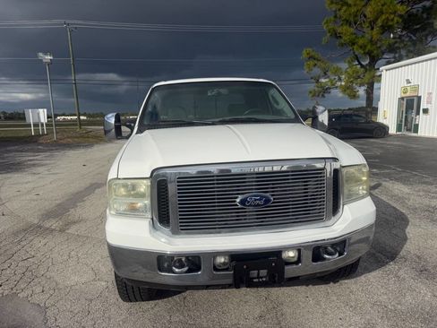 Used 2006 Ford F350 Lariat image 15
