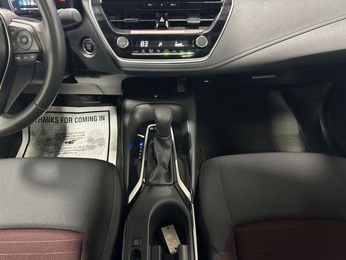Used 2025 Toyota Corolla SE w/ SE Premium Package image 37