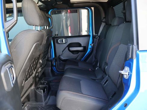 Used 2020 Jeep Gladiator Mojave image 10