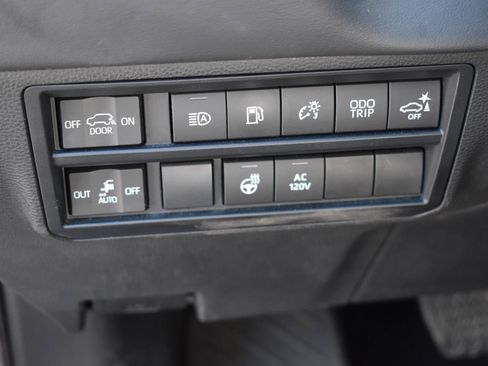 Used 2023 Toyota Sequoia Platinum AWD/4WD image 26