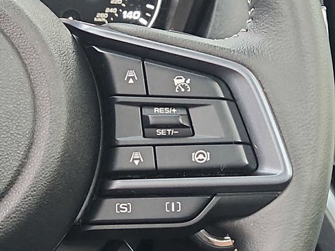 Used 2025 Subaru Forester Limited AWD/4WD image 22