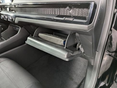 Used 2023 Honda CR-V EX-L image 31