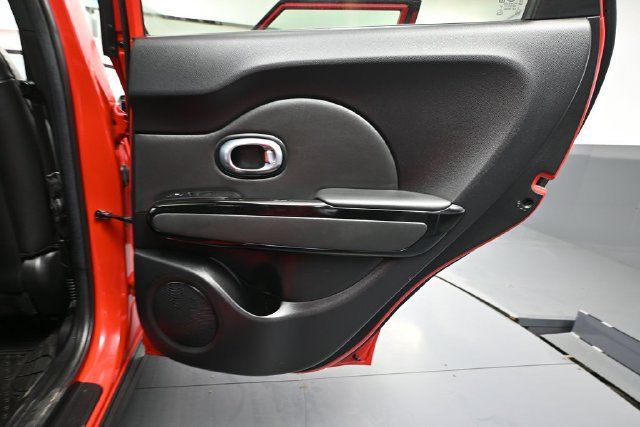 Used 2014 Kia Soul + w/ Primo Package FWD image 33