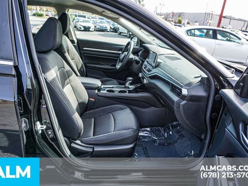 Used 2023 Nissan Altima 2.5 SV image 22