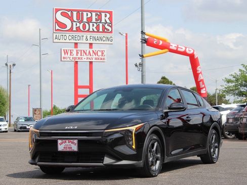 Used 2025 Kia K4 FWD image 7