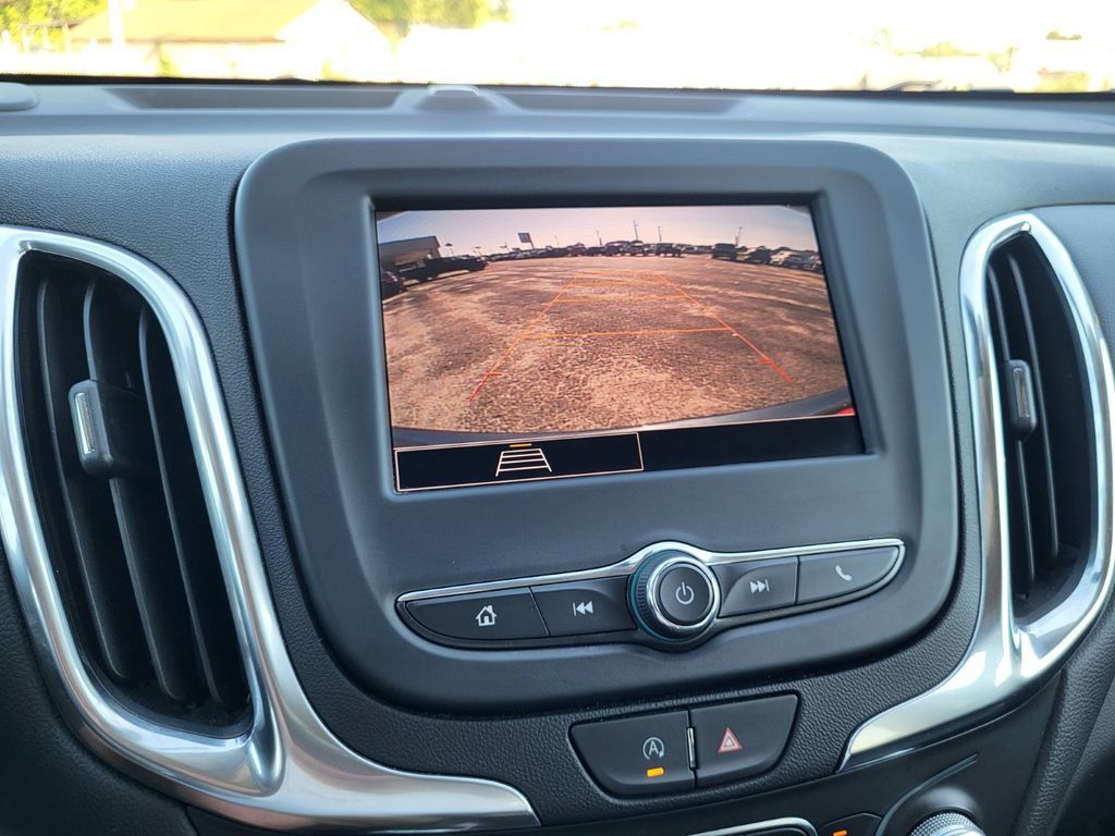 Used 2024 Chevrolet Equinox LT AWD/4WD image 17
