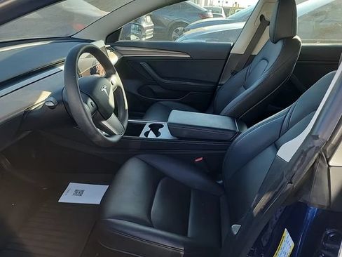 Used 2023 Tesla Model 3 Standard Range RWD image 5