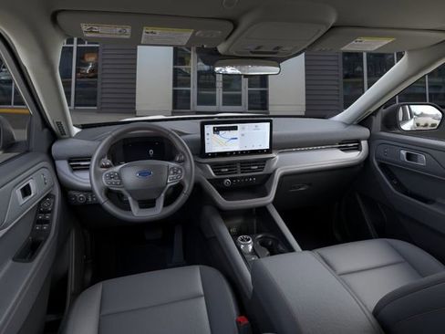 New 2026 Ford Explorer Active RWD image 9