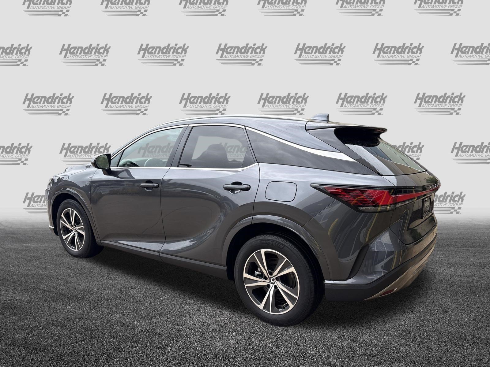 Used 2024 Lexus RX 350h w/ Accessory Package (Z1) AWD/4WD image 8