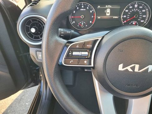 Used 2024 Kia Forte LXS FWD image 20
