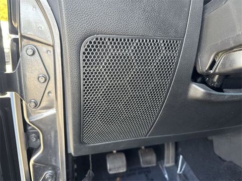 Used 2017 Jeep Wrangler Unlimited Sport image 23