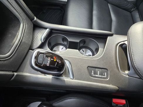 Used 2018 Cadillac XT5 Premium Luxury image 12