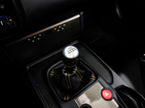 Used 2004 Honda S2000 image 16
